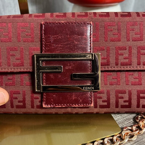 Fendi Zucca Vintage Wallet -Red - Picture 3 of 8